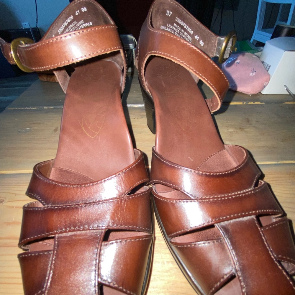 Dansko heeled sandals
